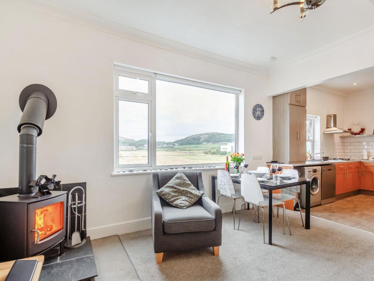 Little Orme View Apartment Llandudno Exterior photo